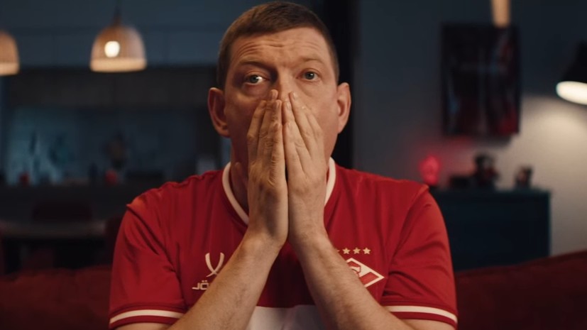 Мир без «Спартака», семейные ценности «Зенита» и письмо от Артёма: клубы РПЛ и сборная поздравили фанатов с Новым годом