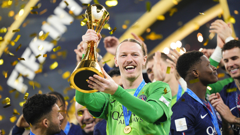 «Мотя — мощь», «Русская стена» и «Ночной кошмар для Шевалье»: перформанс Сафонова в серии пенальти восхитил весь мир