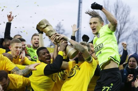 Бывший футболист сборной России арестован за границей. Вопиющий скандал! Бывший футболист сборной России арестован за границей. Вопиющий скандал!