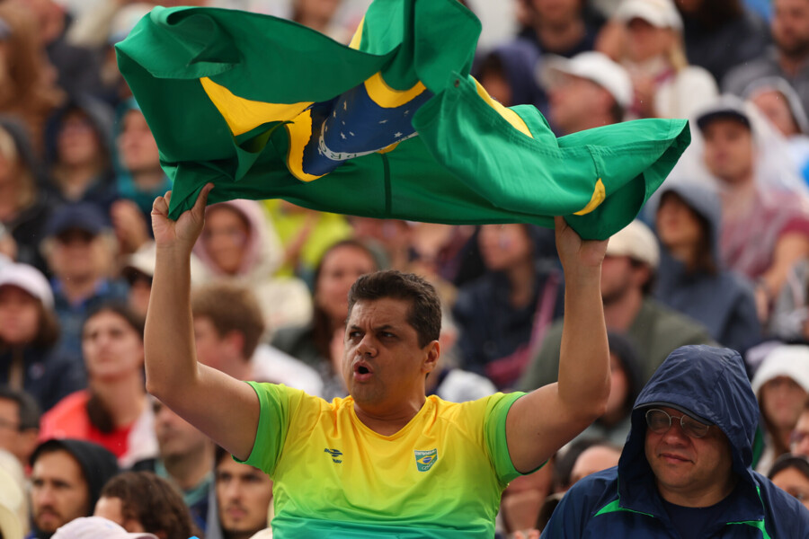 «Пеле перевернулся в гробу». Бразилия в ужасе после провала сборной «Пеле перевернулся в гробу». Бразилия в ужасе после провала сборной