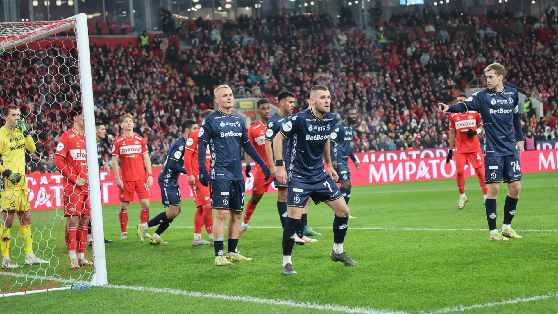 «Разочаровали «Спартак» и московское «Динамо». Глушаков — об итогах 2025 года