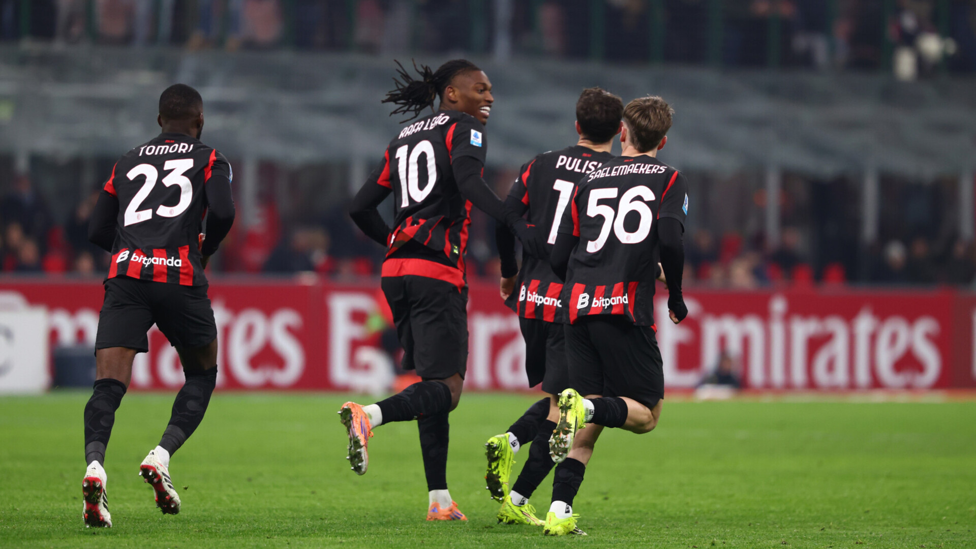 «Милан» обыграл «Комо» в матче чемпионата Италии